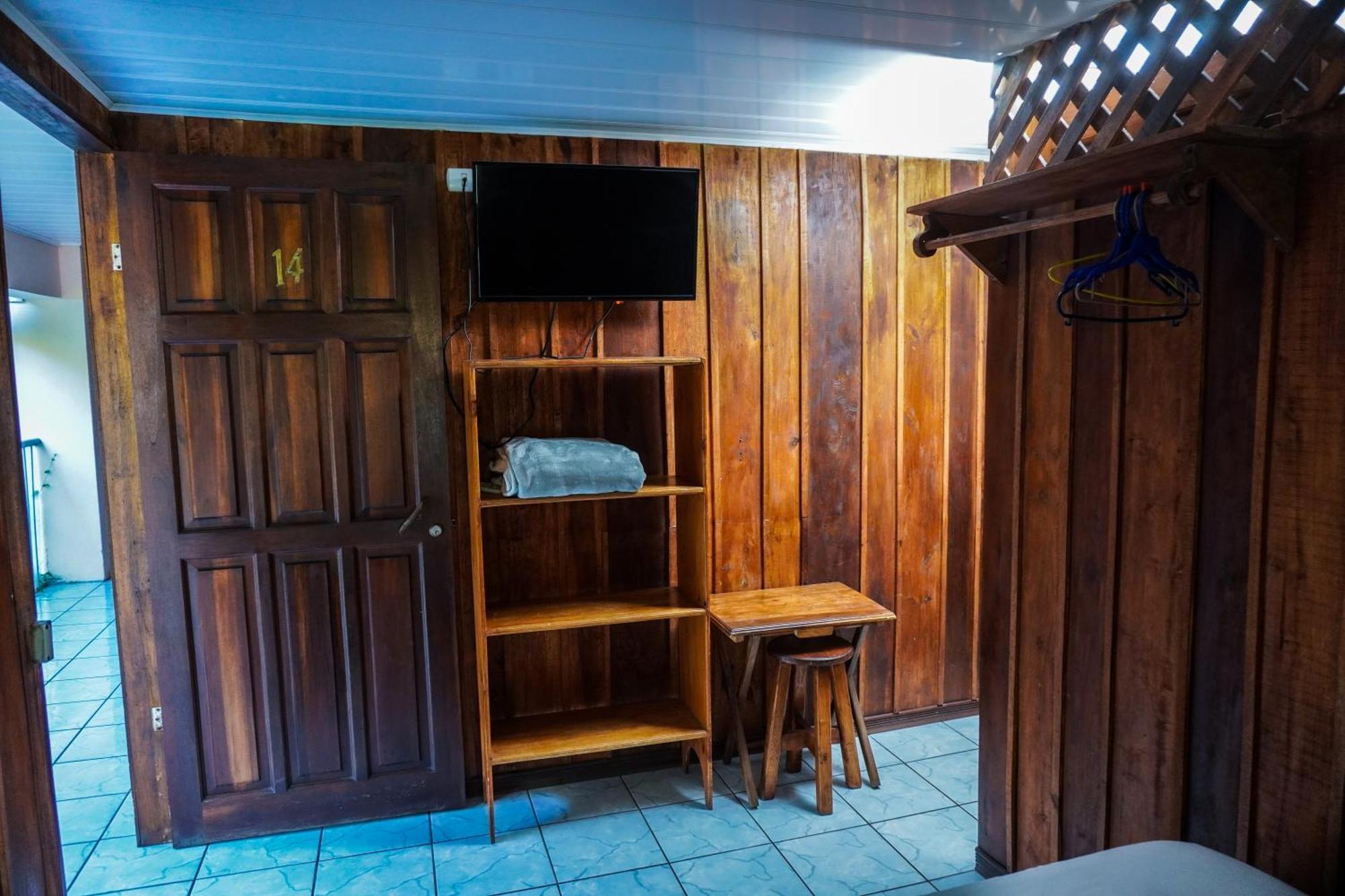 Hospedaje Angeluz Quesada  Luaran gambar